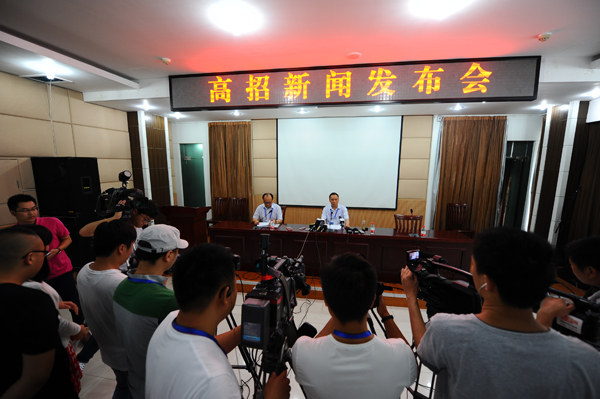 1435135775904895.jpg DSC_2447.JPG